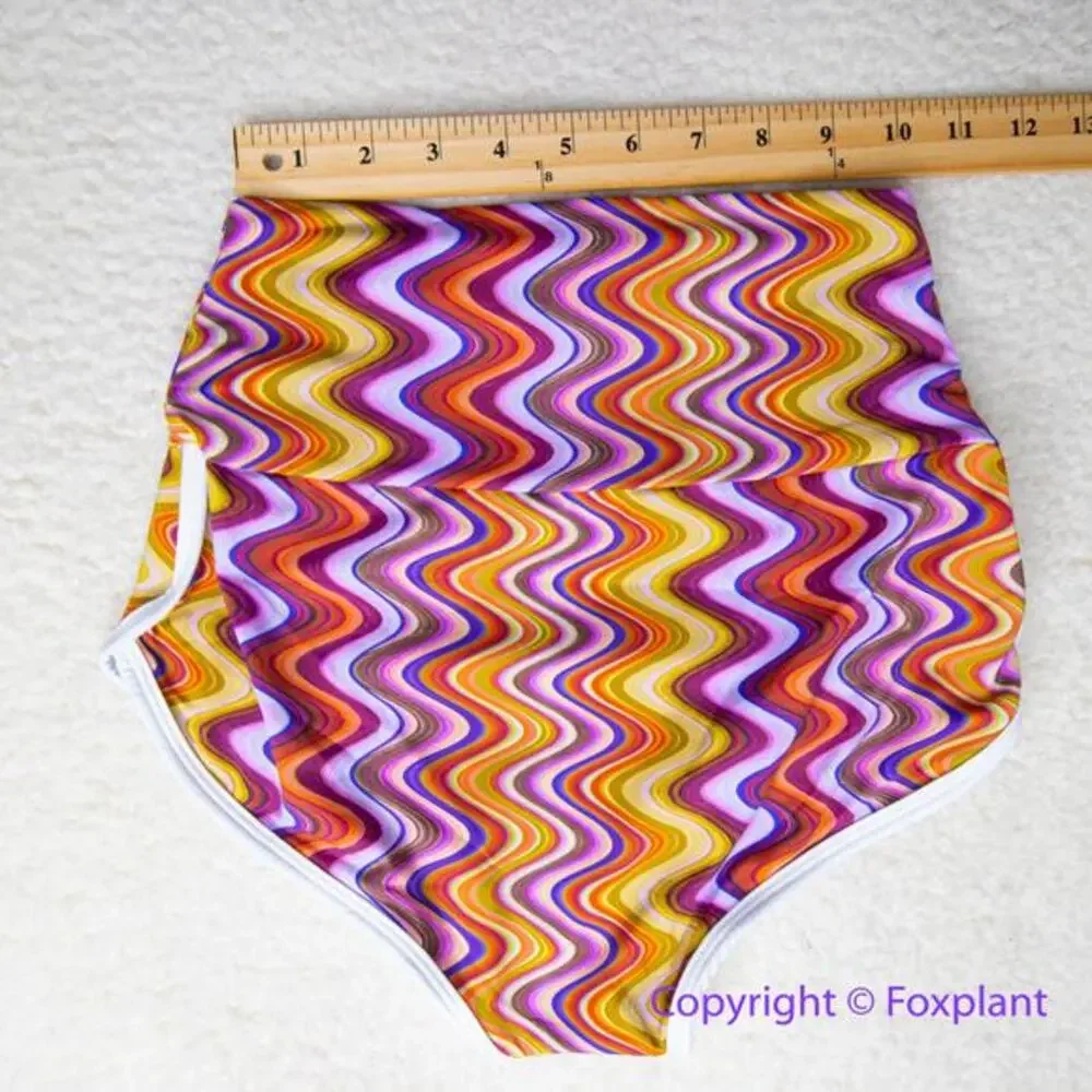 New! SALT GYPSY Free People bikini Bottoms in Soundwave print, size XS - Picture 9 of 12